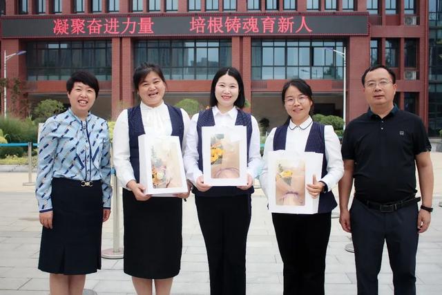 郑州市郑东新区美秀小学:凝聚奋进力量 培根铸魂育新人