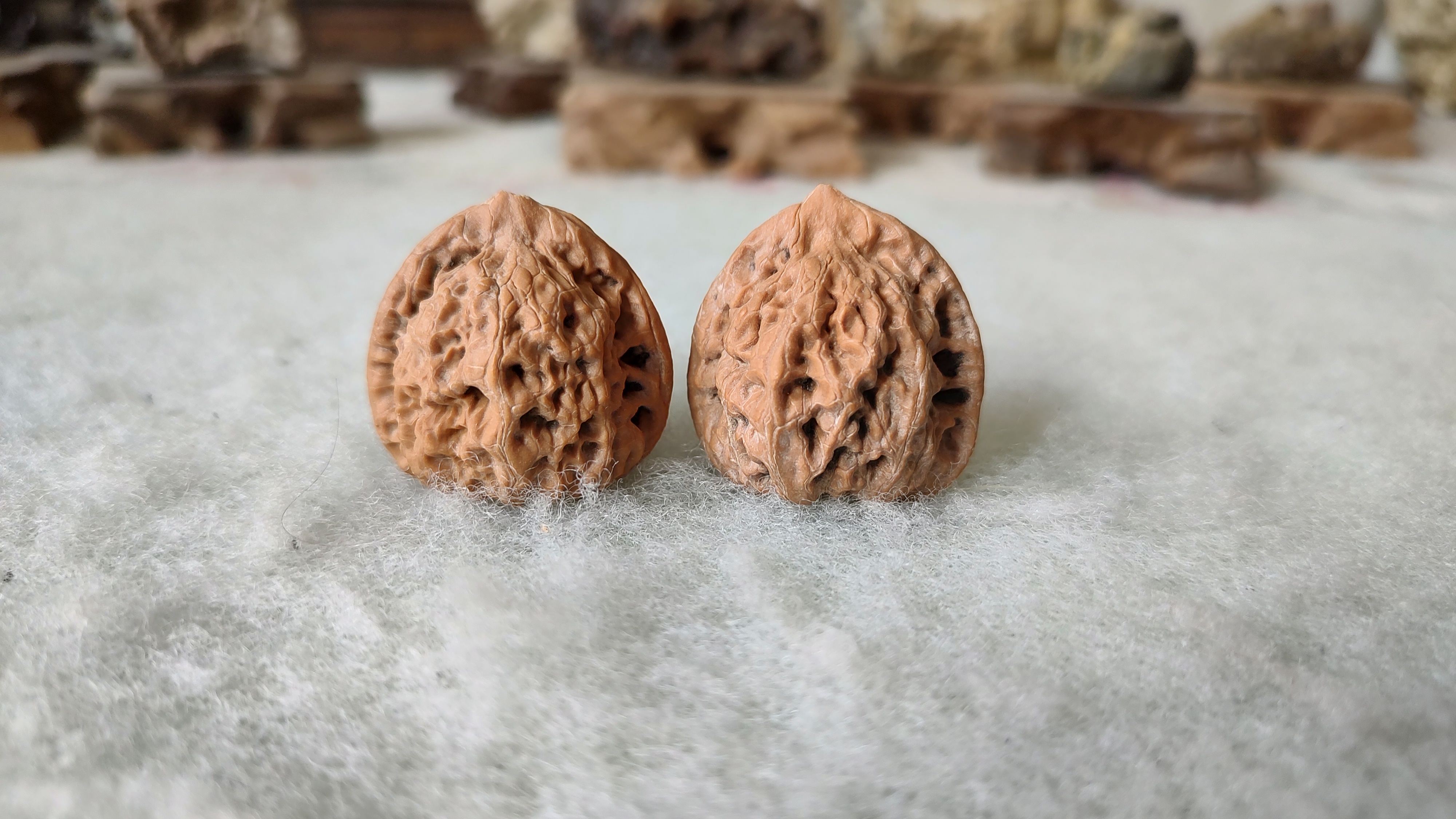 风氏文玩收藏馆:麻核桃 佛肚儿