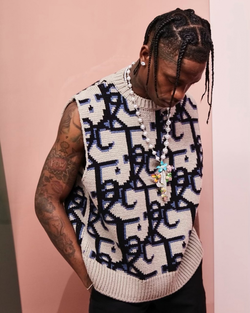 dior 2022 夏季男装系列travis scott 联名球鞋完全不输「倒勾」