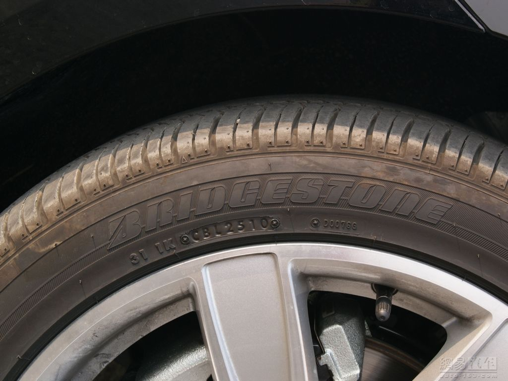 别克君越用的是什么牌子的轮胎