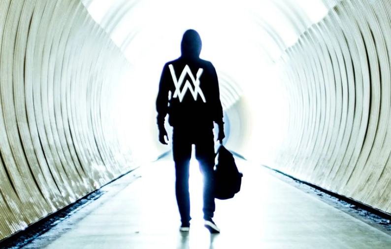 faded表达了什么感情