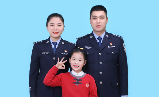 徐小燕:多岗位历练 多角色精彩