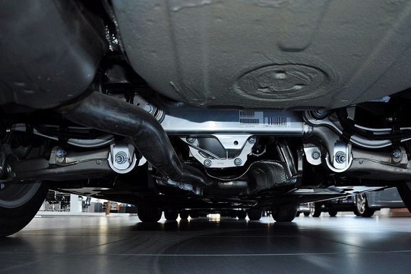 宝马f底盘和g底盘怎么分