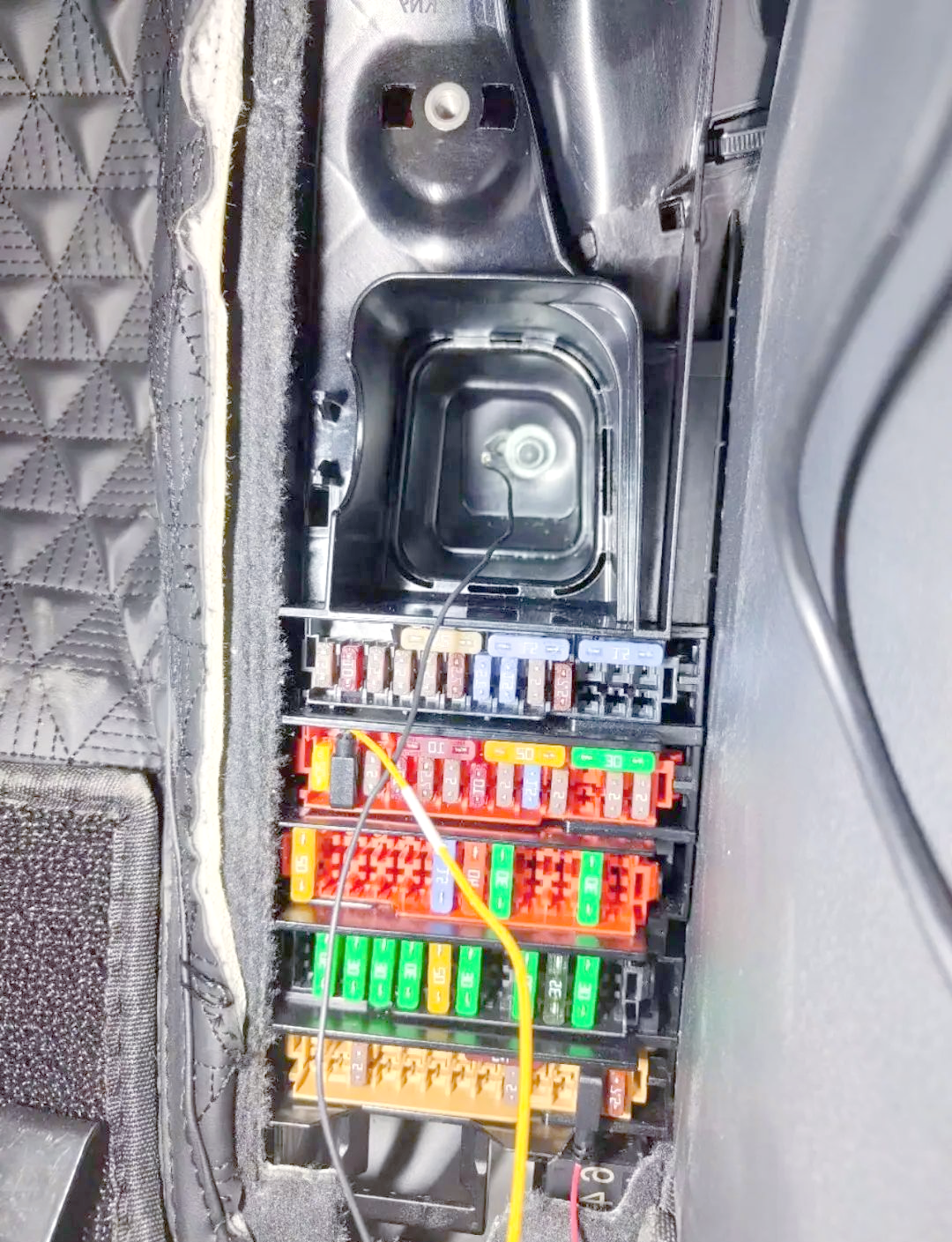 a7l,2023款a6l及老款a6l 2.0t,a4l的保险盒接线指南