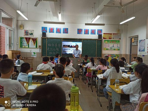 人民路小学碧桂园校区开展"9.30烈士纪念日 系列活动