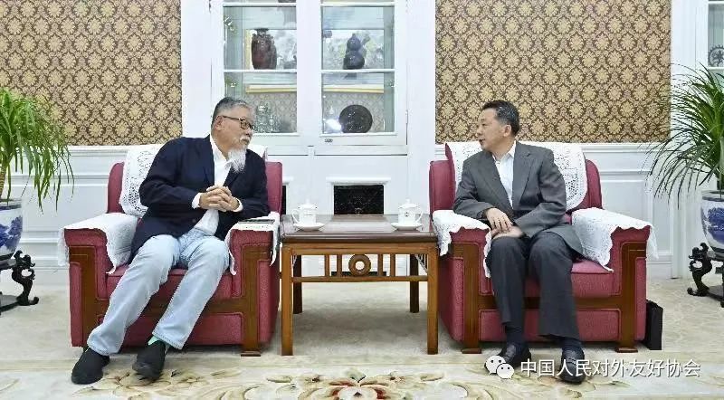 袁敏道副会长会见新中协会会长谢永德