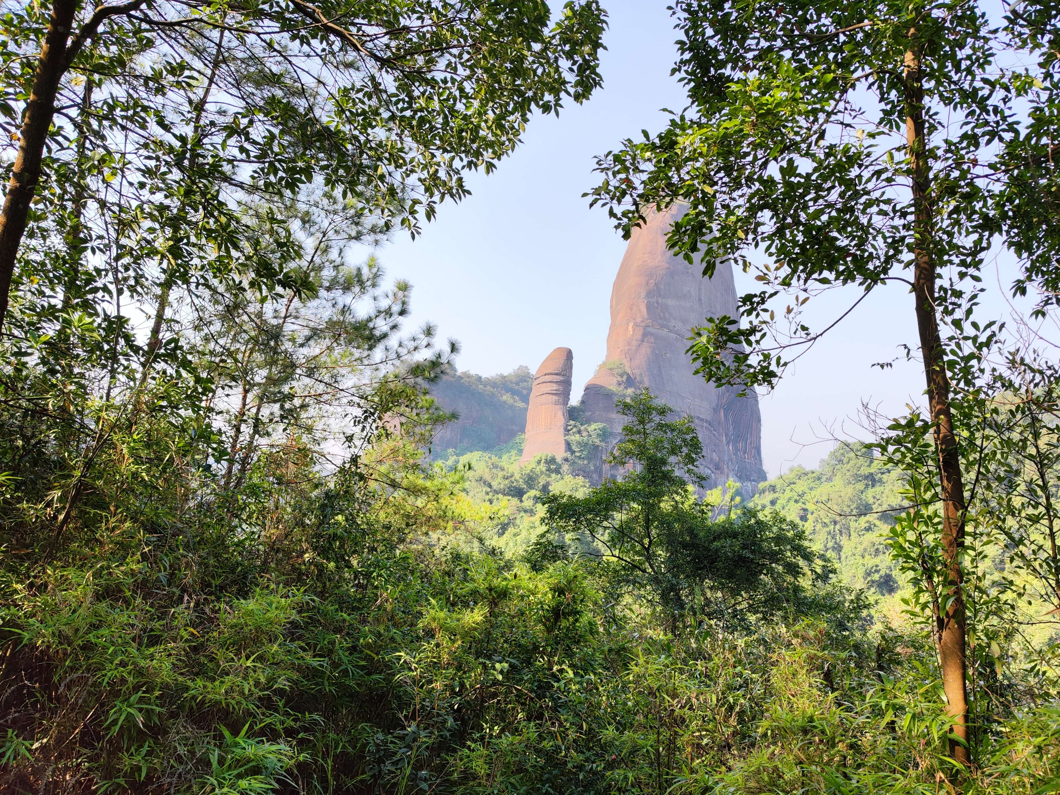 丹霞山阳元石,挑战九九天梯,天然石拱桥上散步