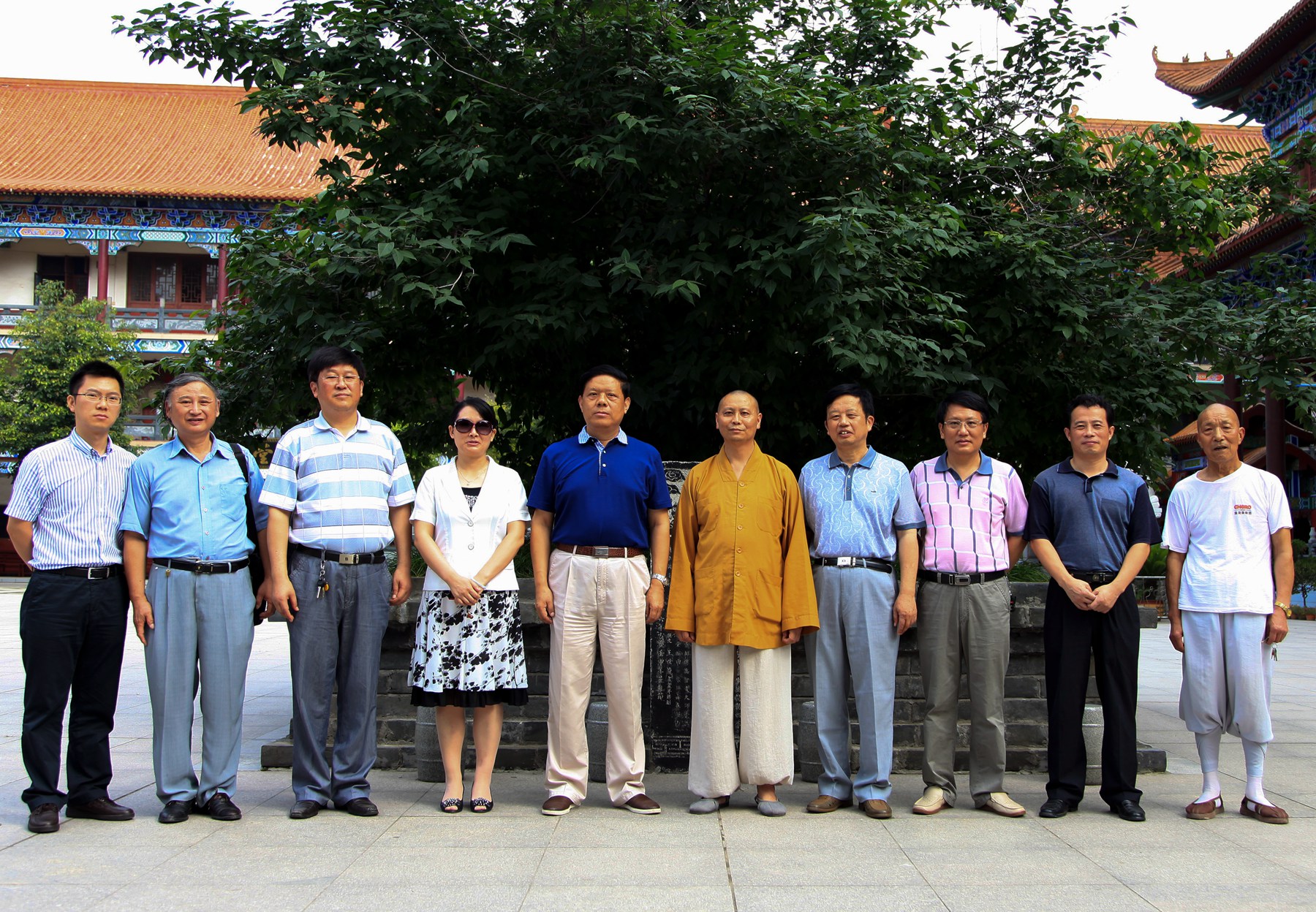 章华寺方丈心继大和尚简介