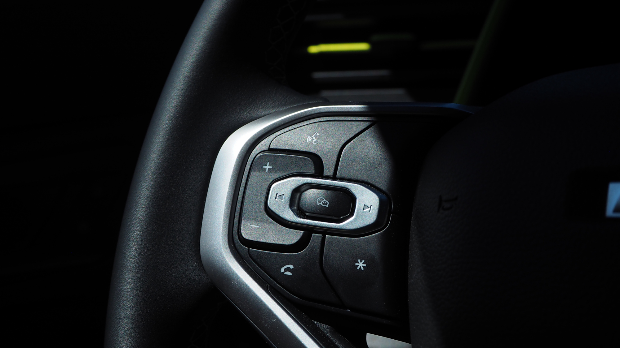 开出4.6升的平均油耗,我只拿了第三名——试驾哈弗赤兔DHT混动版