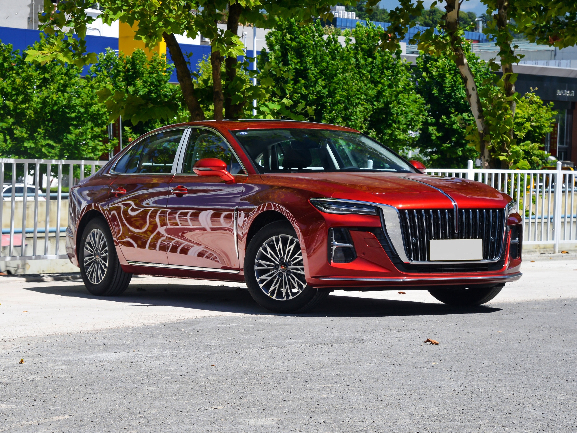 这国产轿跑杀红眼了!2.0t 8at才14万多,一个月卖出11638台