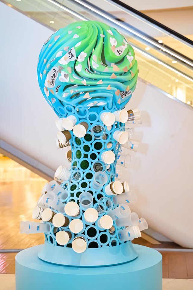 回收口红作画,废弃滑板变艺术品,虹桥天地这个艺术展太超前了!
