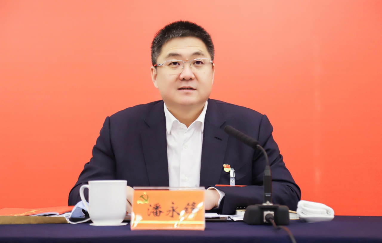 孙贤龙在参加吴兴区代表团审议时强调:紧扣"绿色低碳共富" 努力展现主