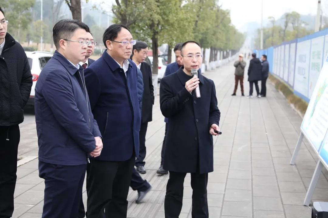 自贡市人民检察院党组书记,检察长黄国清深入各区县检察院调研指导