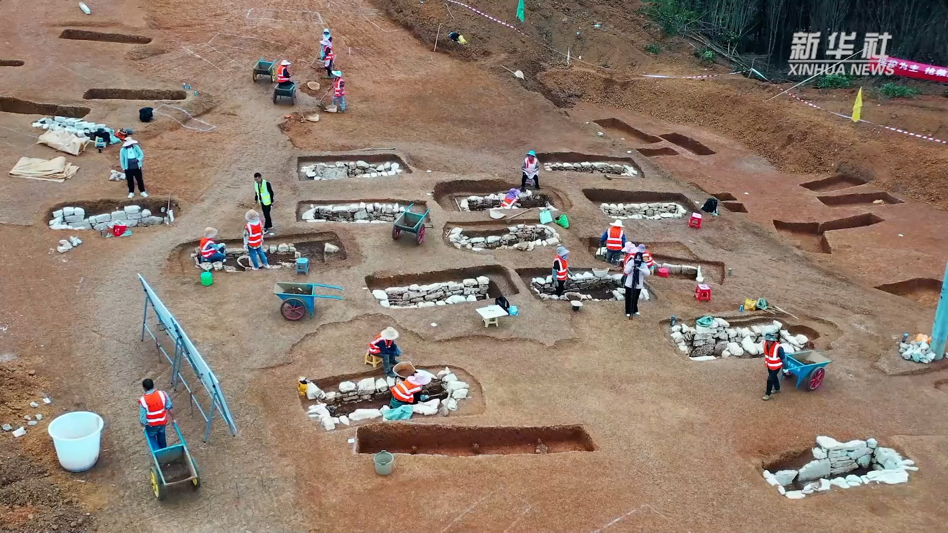 贵州贵安大松山墓群入选2022年度全国十大考古新发现