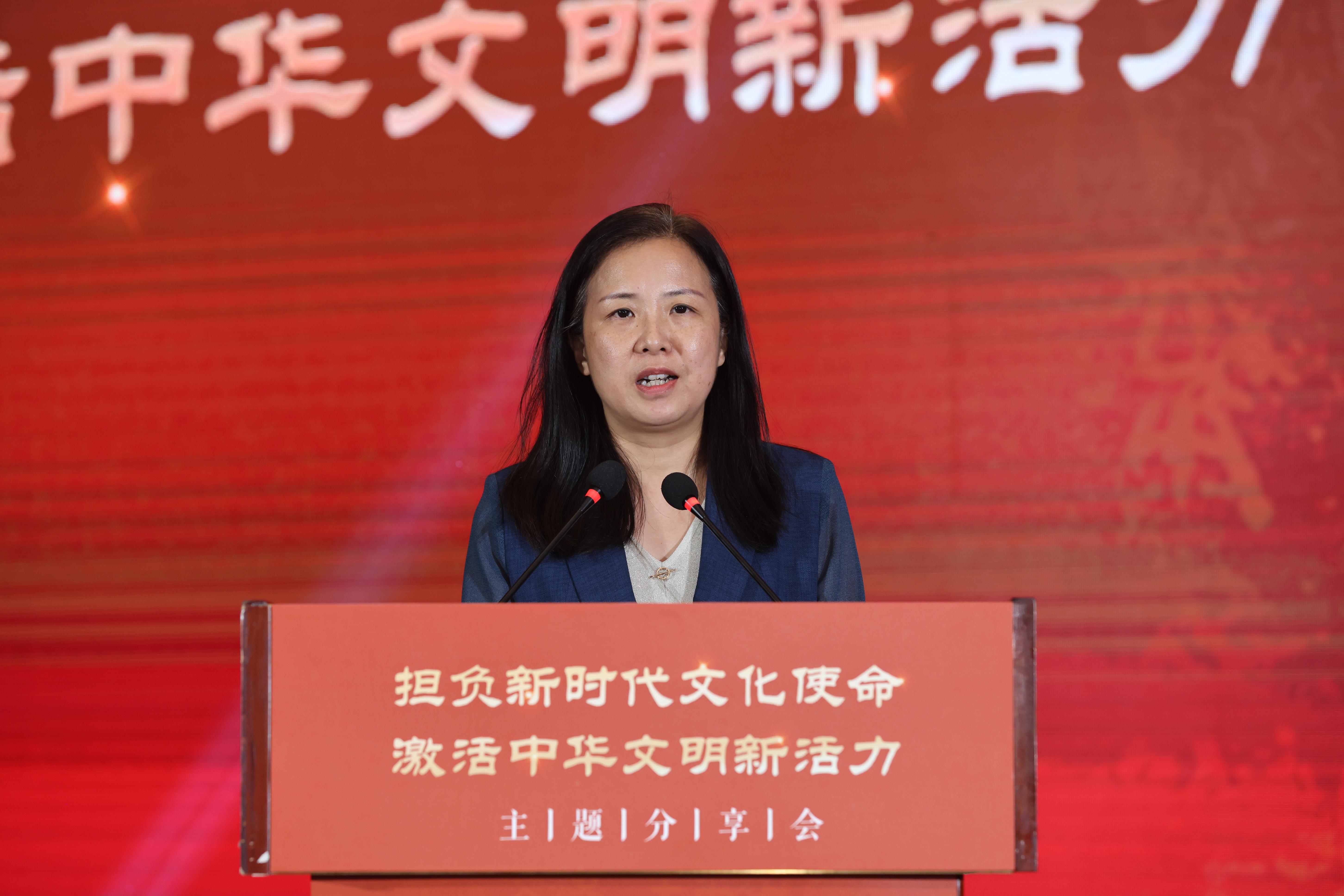 中央广播电视总台央视综合频道负责人贺亚莉:坚定文化自信,做好优秀