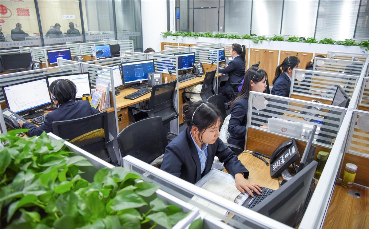 搭建政府和群众的连心线湖北荆州市将每月19日定为12