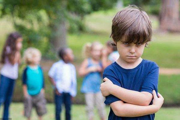 孩子不自信,胆小,自卑怎么办?家庭教育很重要