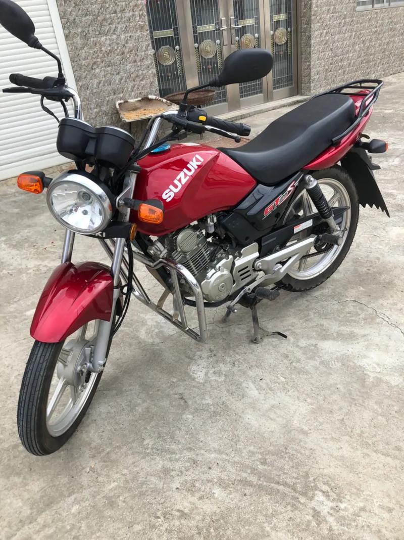 铃木gt125发动机是进口的吗