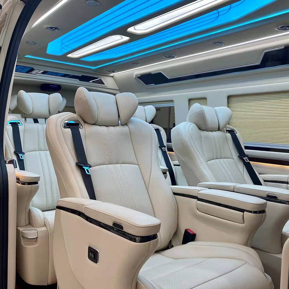 21款丰田海狮9座商务车豪华内饰升级航空座椅沙发床木地板