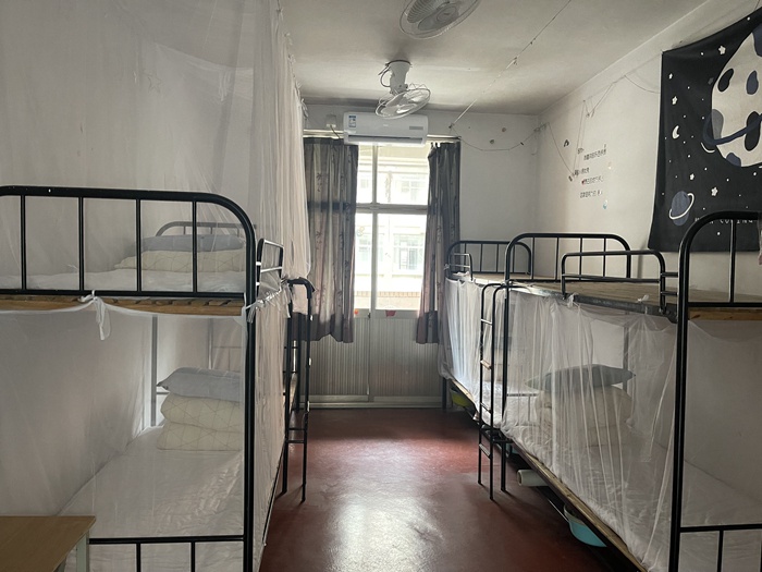 构建美丽校园 "净"迎快乐寒假——嘉兴市第五高级中