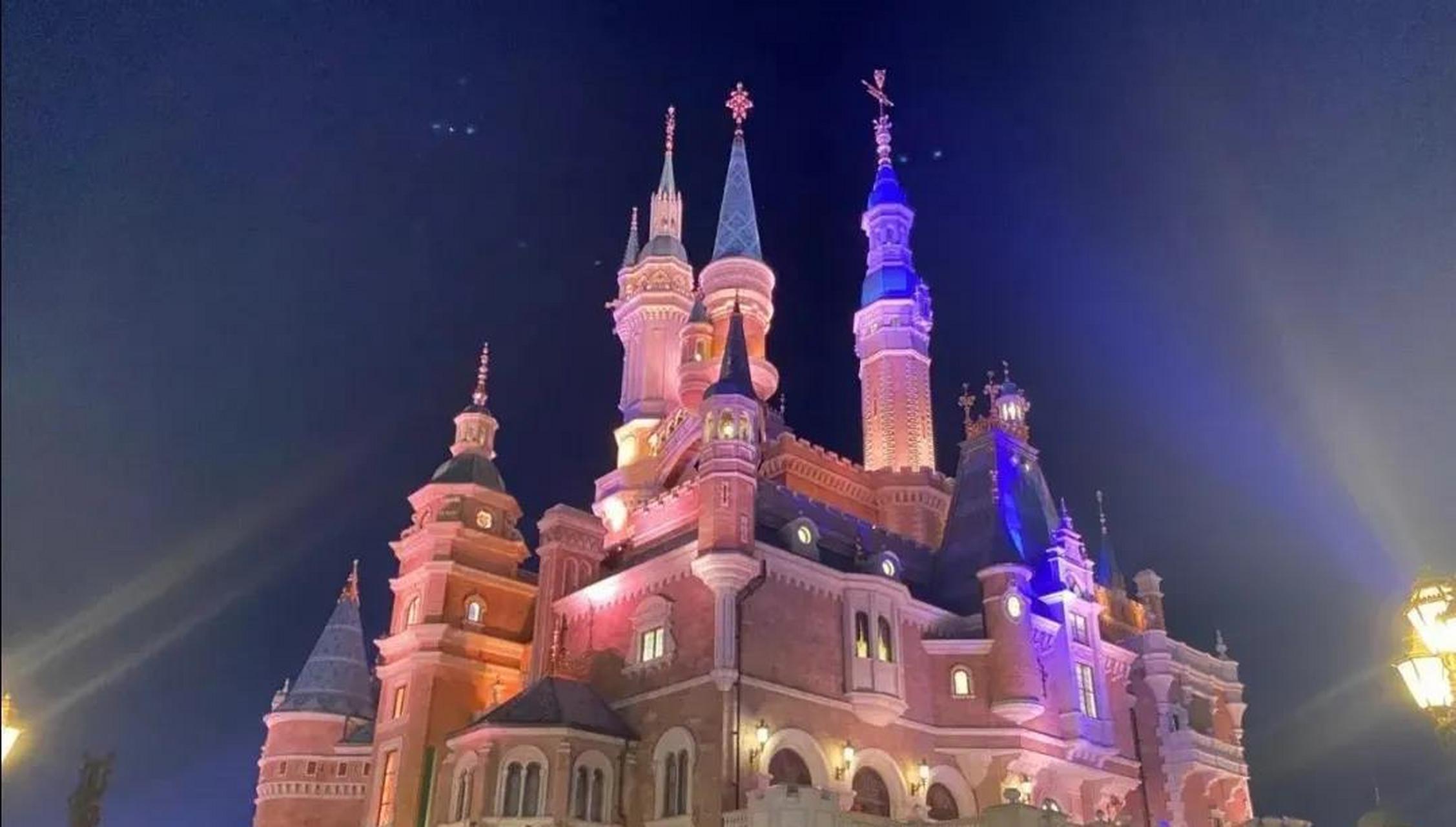近段时间,迪士尼可能在天津落户建乐园的消息大家比较关注,网尚有