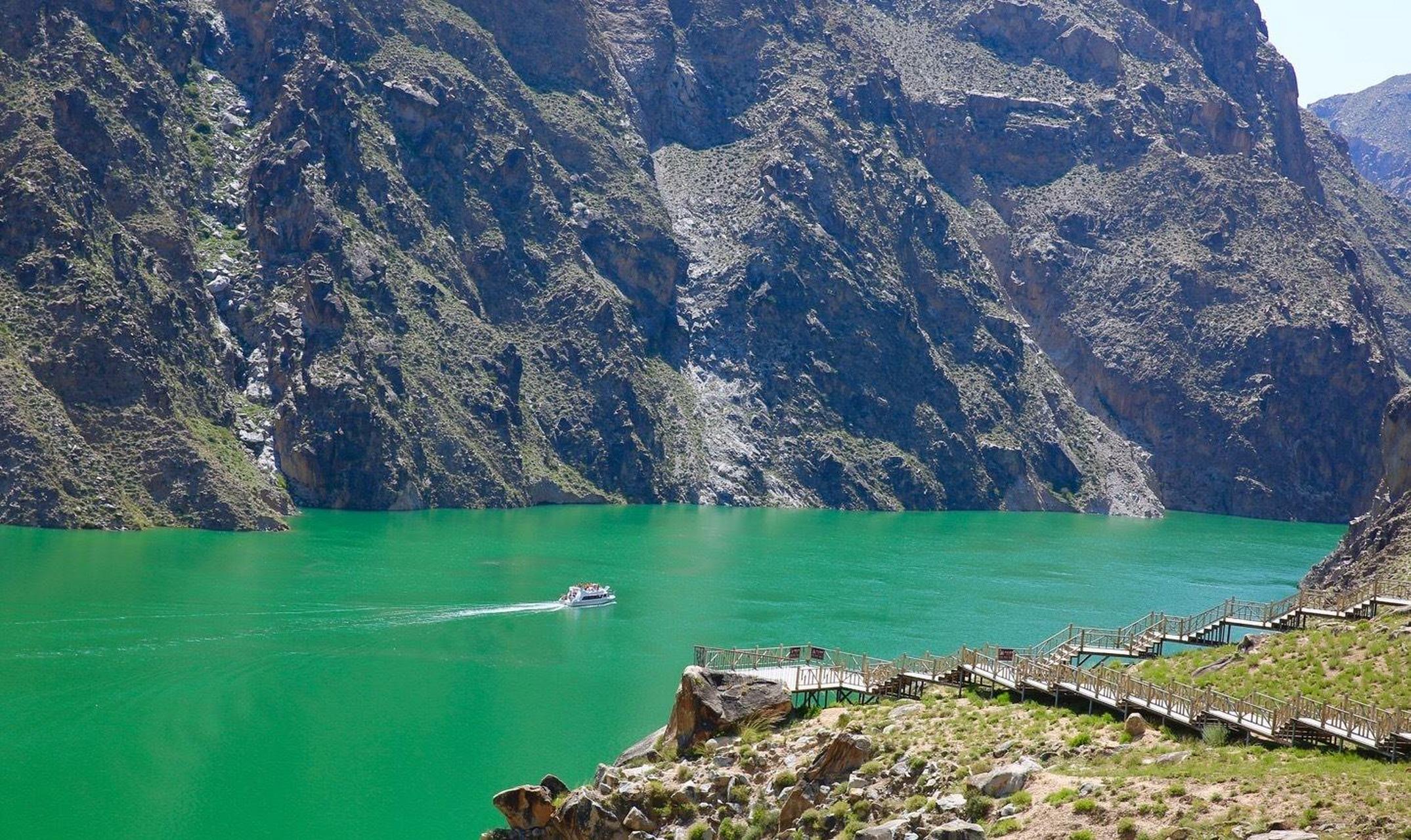 青海,海南藏族自治州,龙羊峡大峡谷.