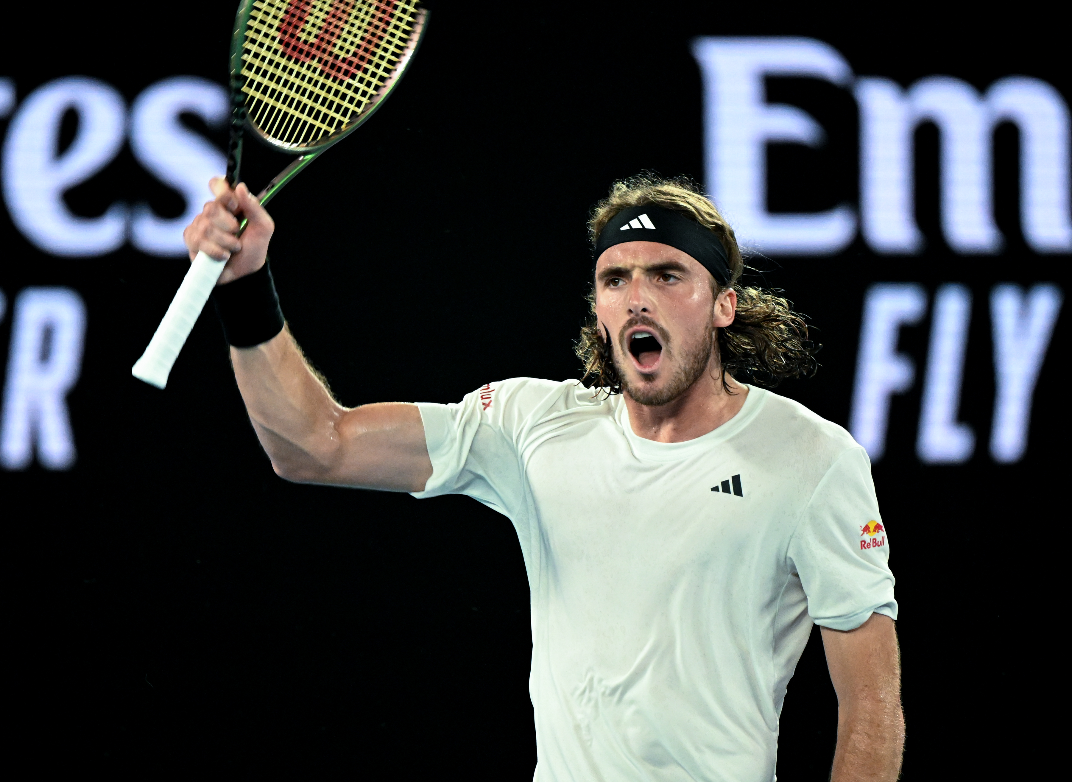 网球——澳网:西西帕斯晋级半决赛