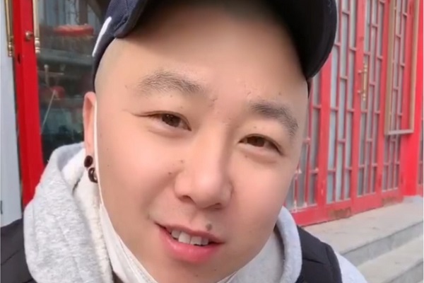 老baby盖了帽了什么梗