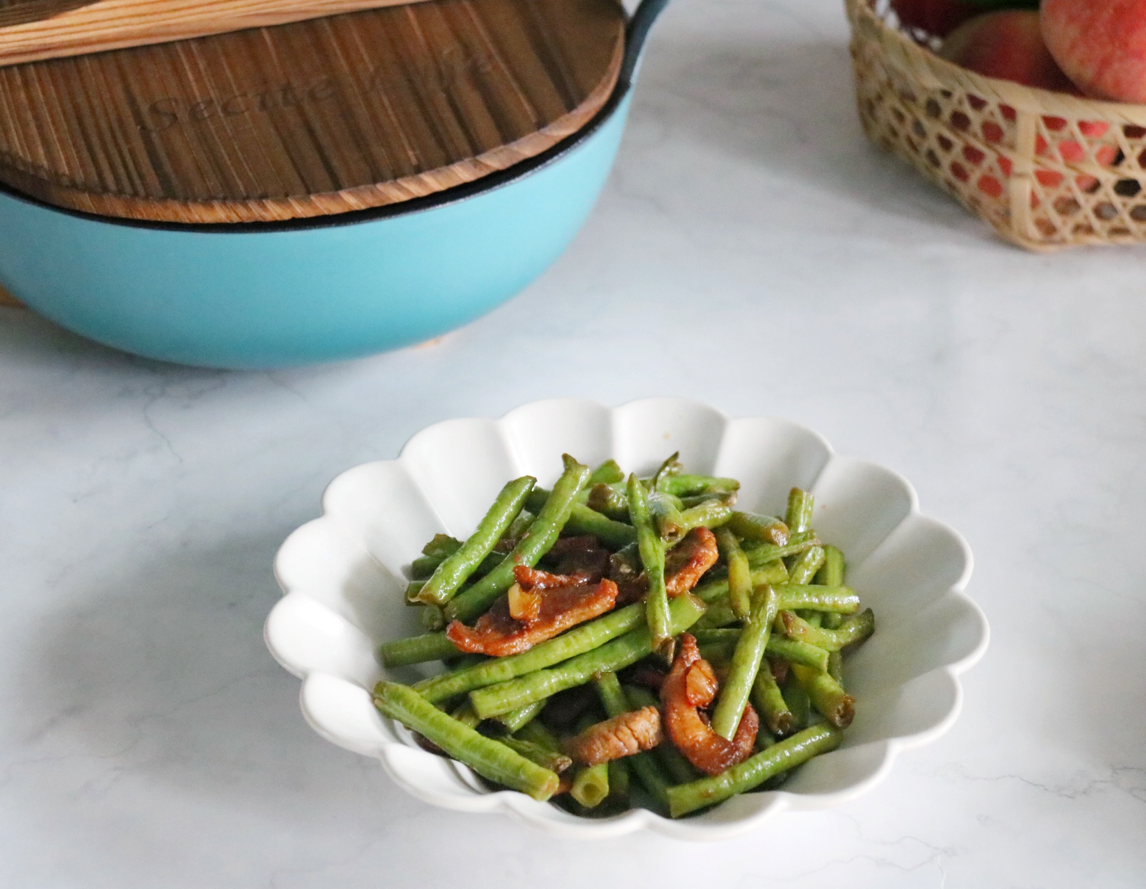 家常烧豆角别再炖了,试试这种做法不加1滴水,焦香美味又下饭