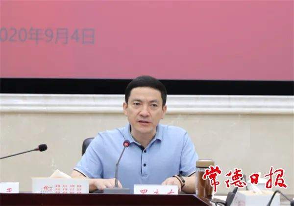 朱水平:确保圆满完成绩效评估工作年度目标任务