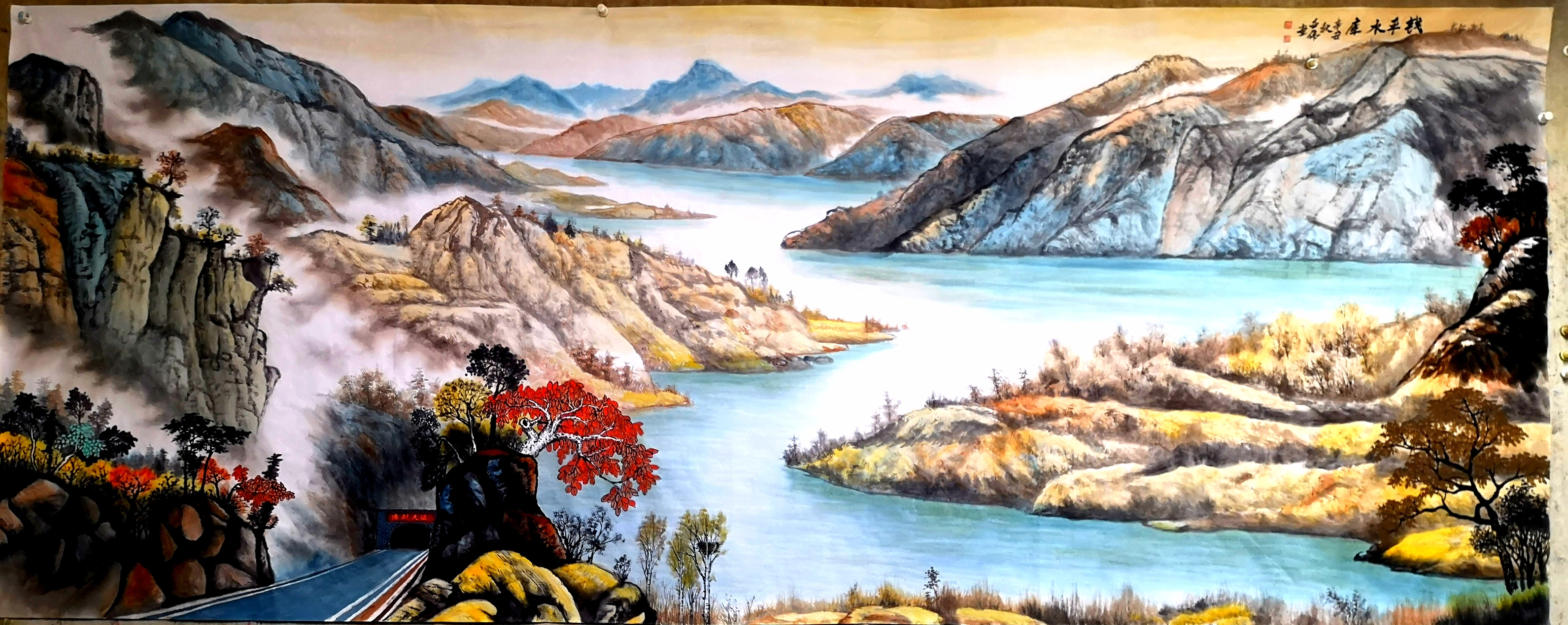 走进国画大师黄亚伟老师