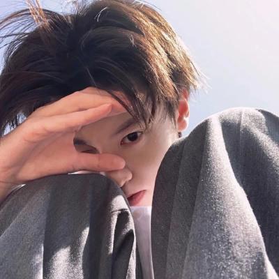 男生头像|酷拽又很霸气的的帅哥头像最新合集 帅到炸裂的氛围感高级男