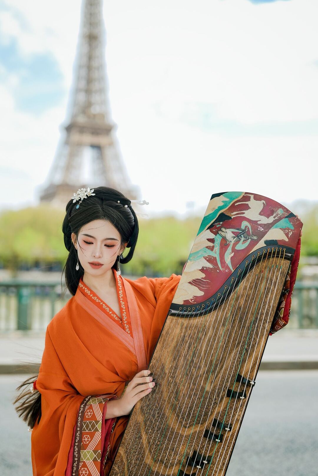 湘邂巴黎⑩在法国弹古筝的碰碰彭碰彭,想回湖南举办音乐会