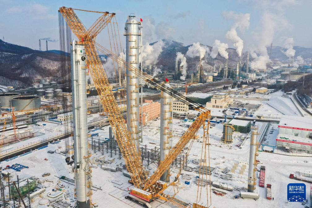 吉林石化炼油化工转型升级项目冬日建设忙