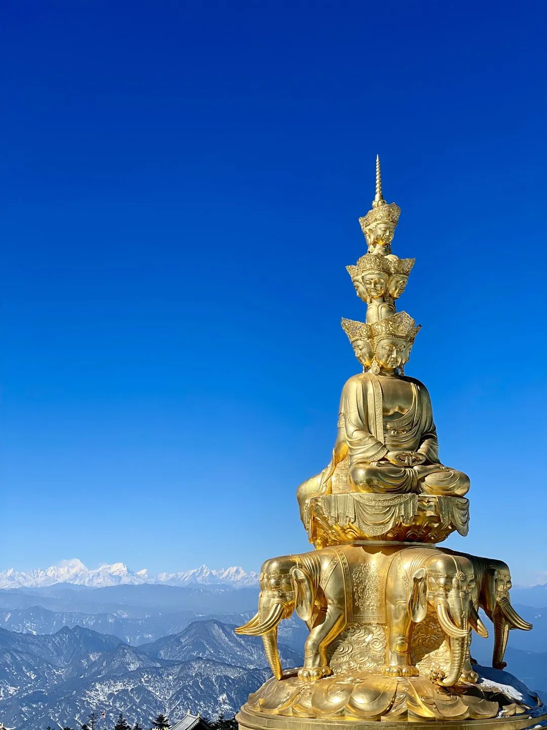 雲海,徒步朝拜大道,朝拜金殿,銀殿,銅殿,十方普賢,遠眺萬佛頂和貢嘎山