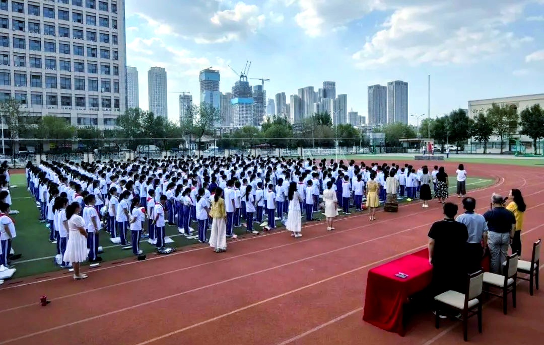 天津七中2024级新生开学季:梦想与成长的启航