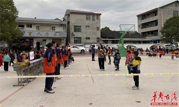 江东小学图片