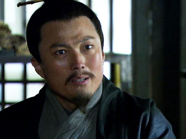 刘璋做错了什么?张松,法正,李严,吴懿都要背叛他,原因就两字