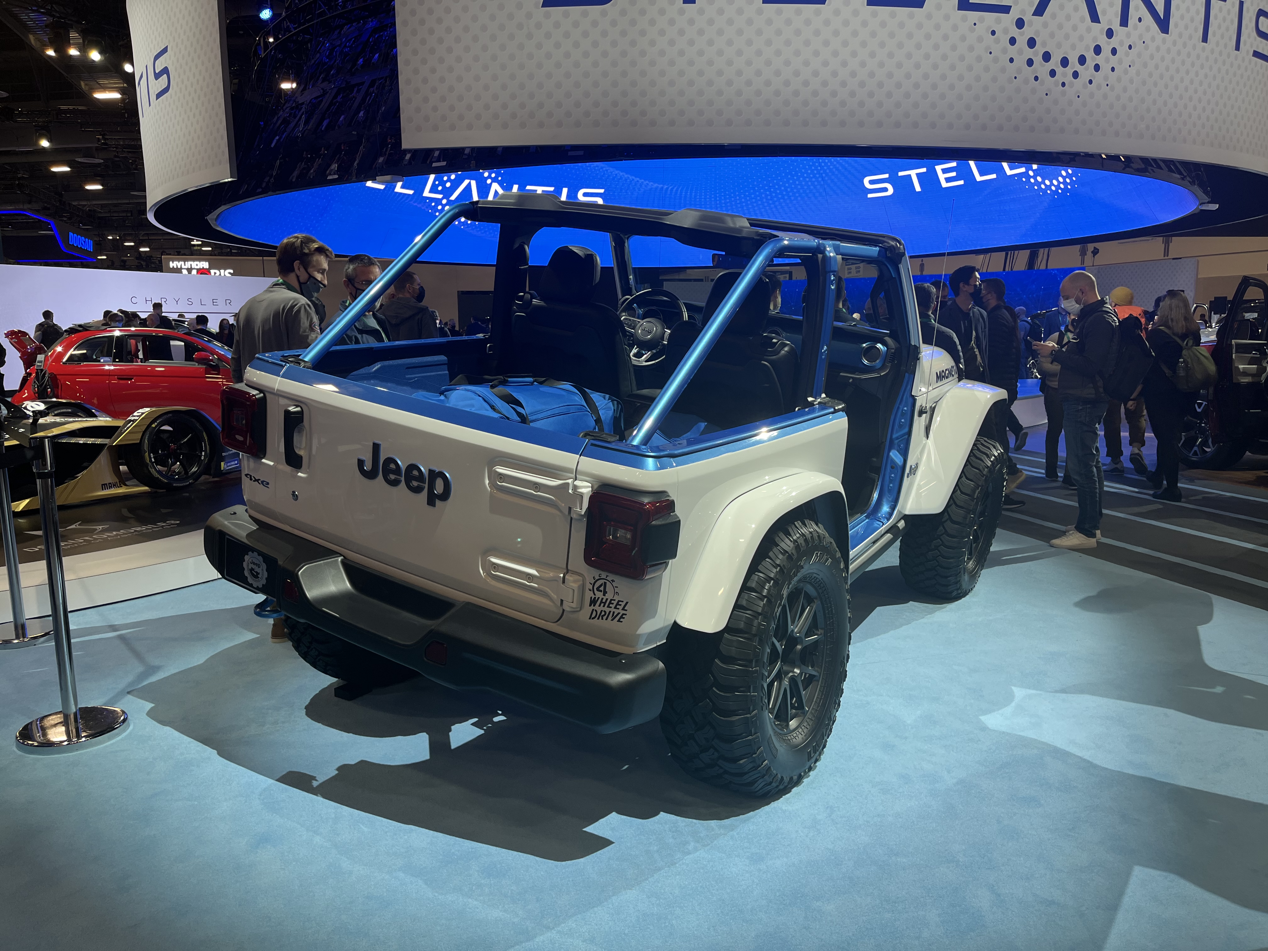 新車|jeep magneto概念車首發亮相,純電動並擁有6速手動變速器