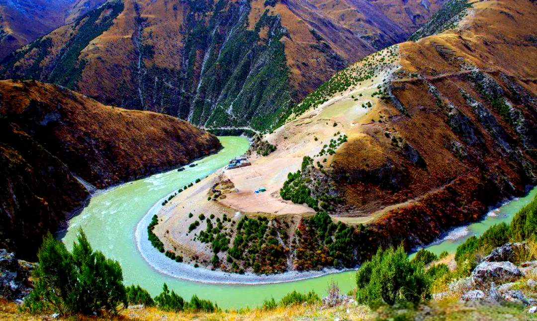 探索比如县:不可错过的多个景点