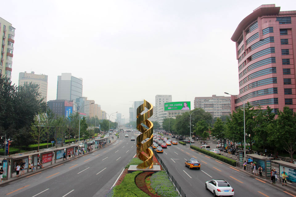 中关村图书大厦恢复营业营业 时间为10:00-19:00按照限流75%的标准