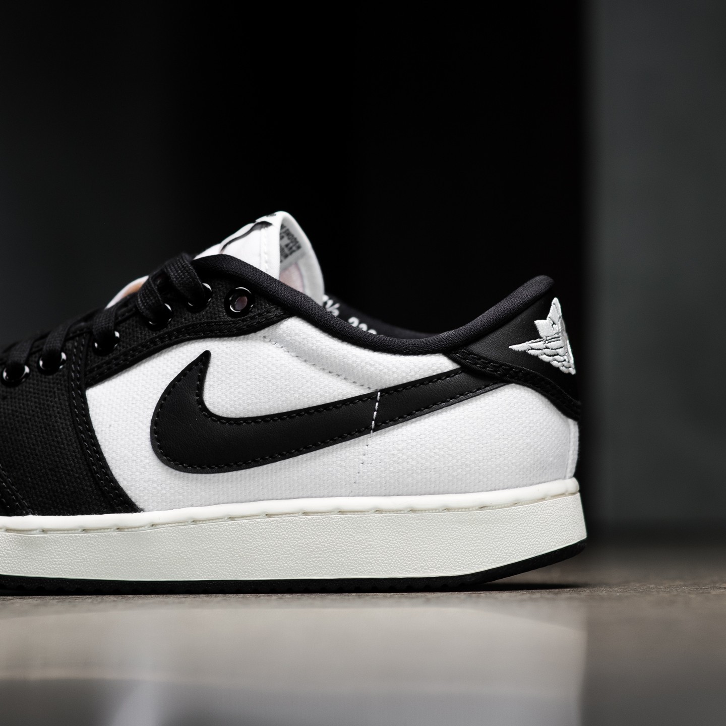 好看哭了!颜值巨能打的小众复古潮鞋!