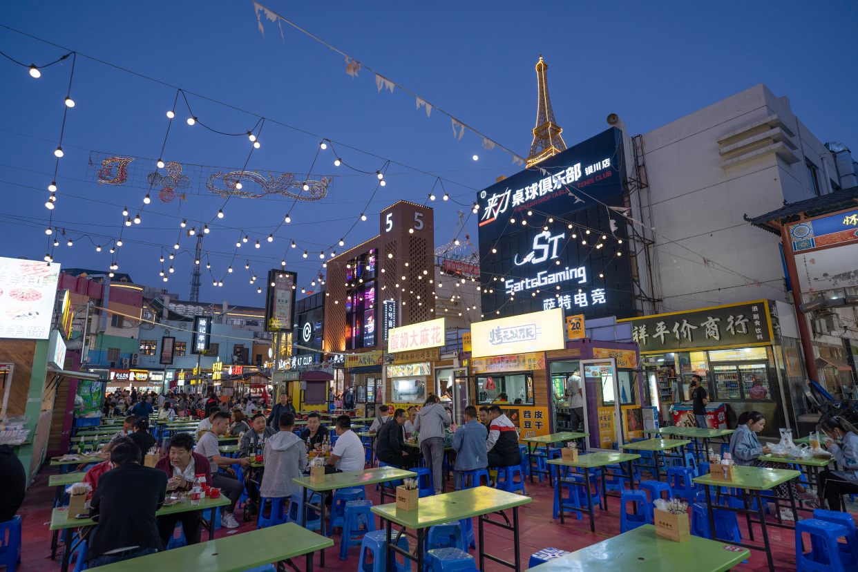 怀远夜市,景色太美了,绝对是好吃好玩的好地方