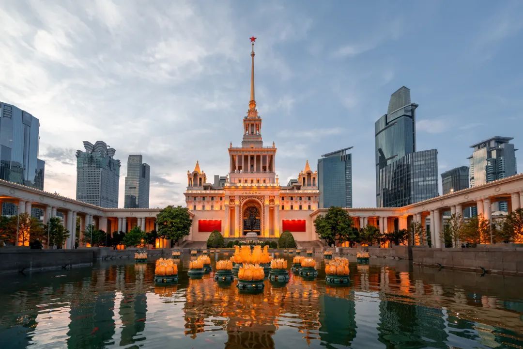 上海展览中心公共停车场将于2024年1月1日起正式运营