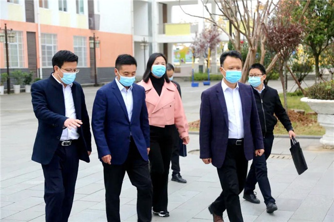 杨守奎检查指导洋县教育重点工作