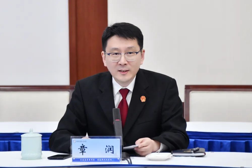 广东佛山中院胡志超院长率队来到淮安中院考察交流
