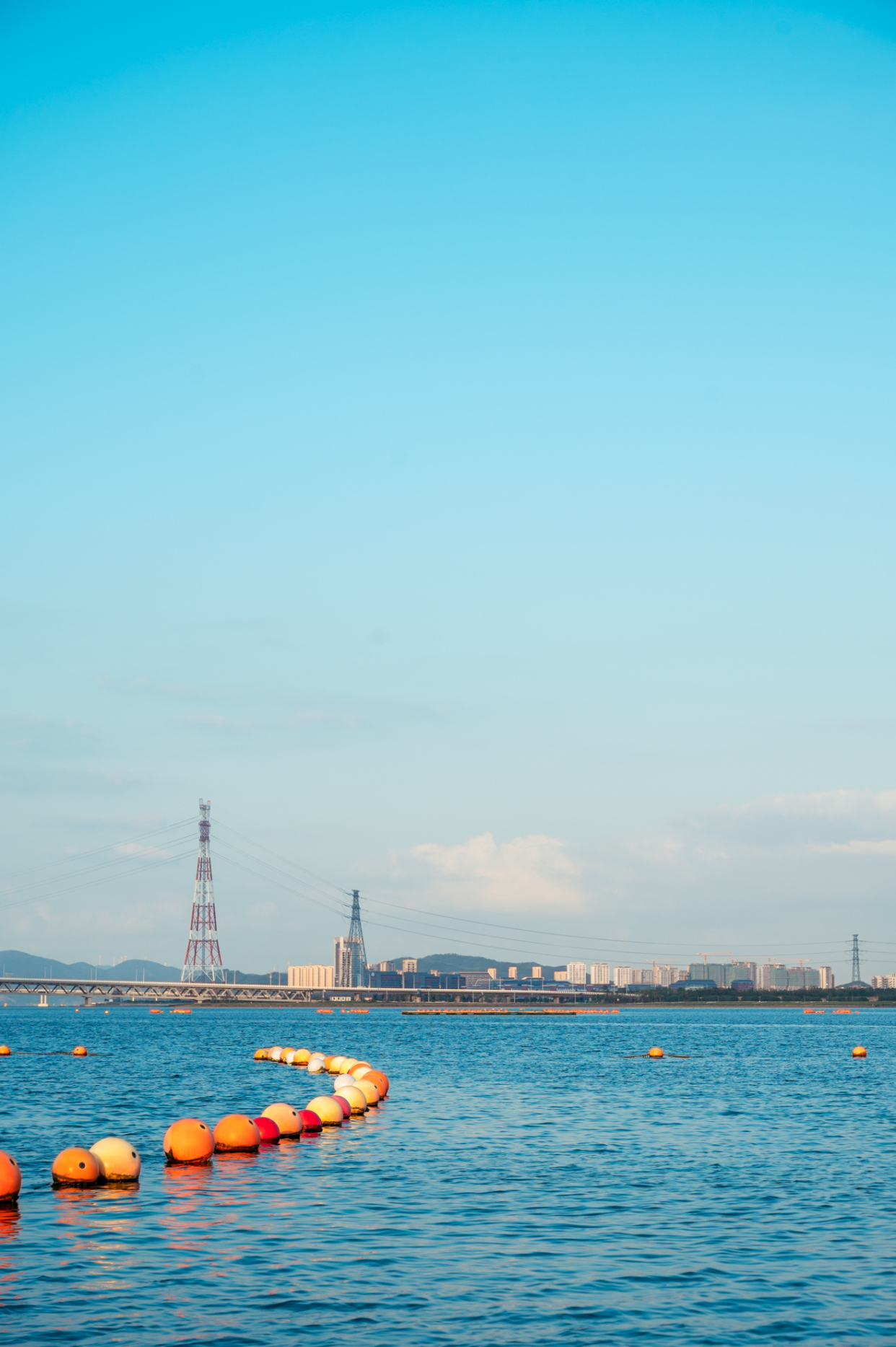 原来宁波也有沙滩,全长1.88公里的沙滩公园,海岸风光十分美丽