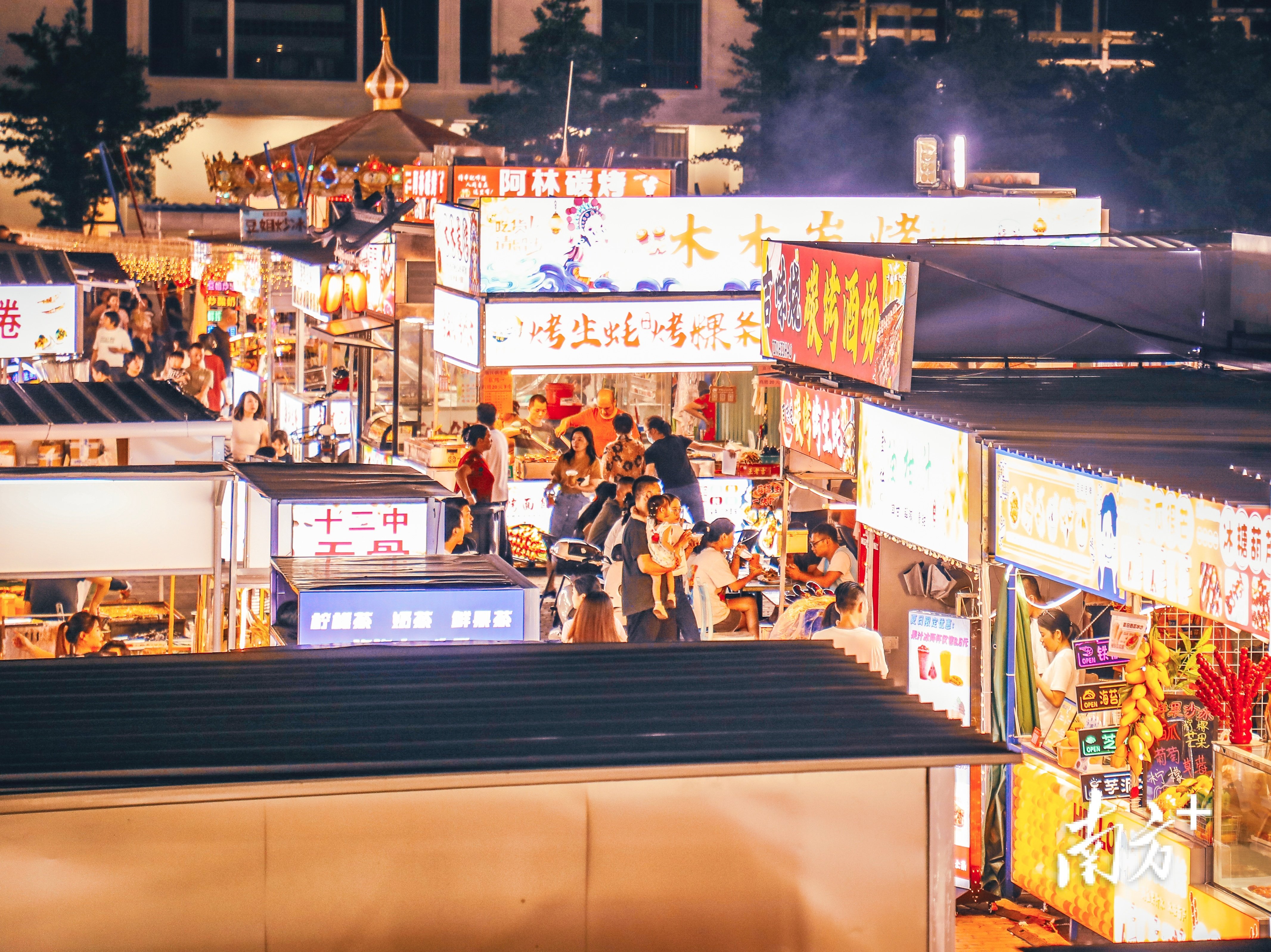 打卡汕头网红夜市,看"潮汕味道"点燃夜经济