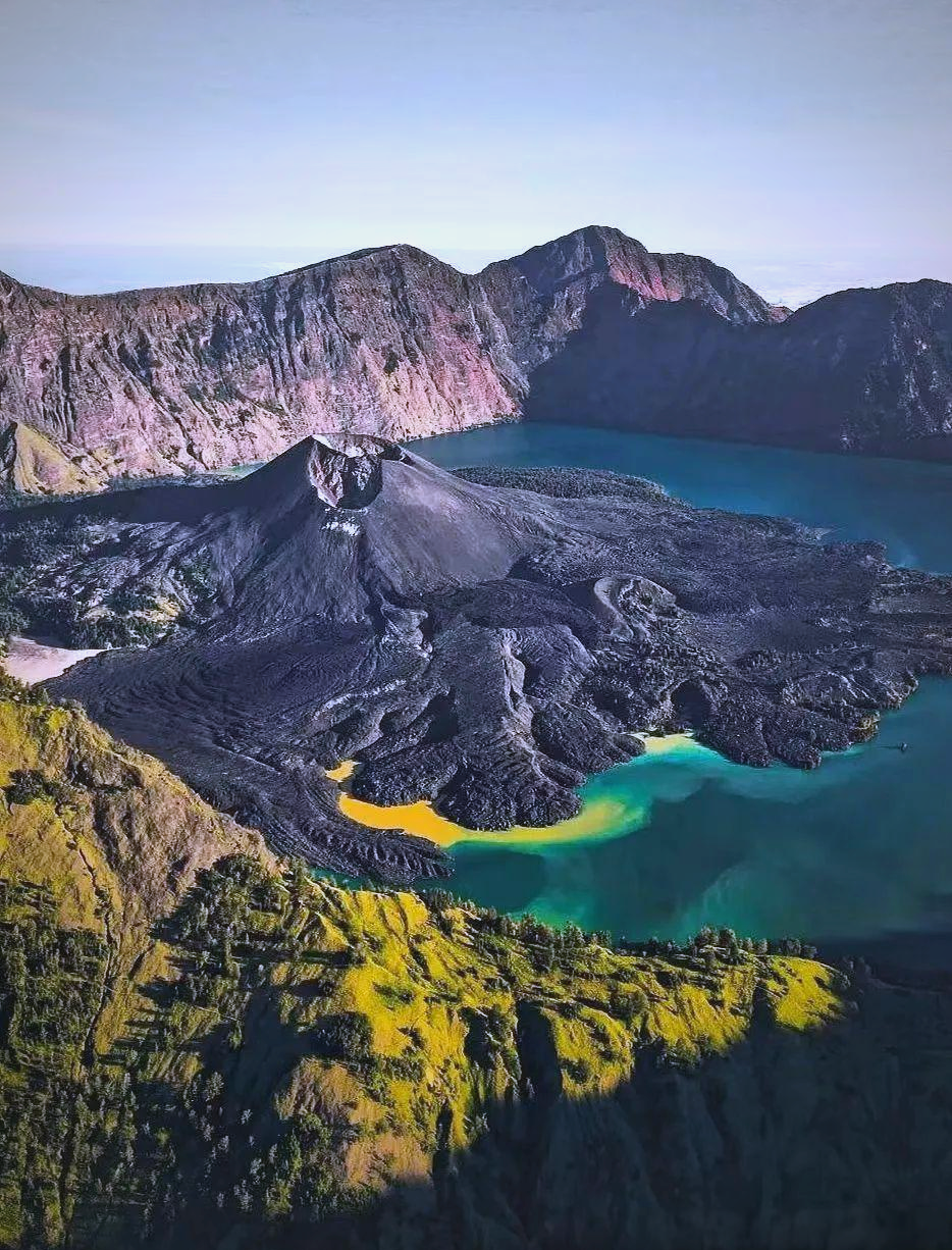 徒步全球最美火山:林贾尼火山的奇妙旅程