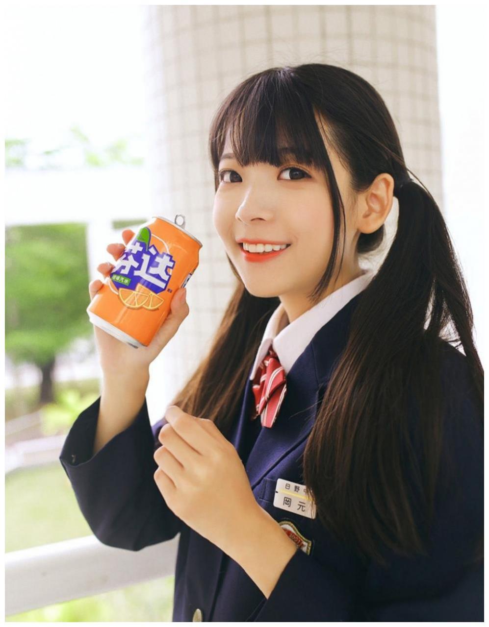 齐刘海发型jk制服清纯气质个人写真